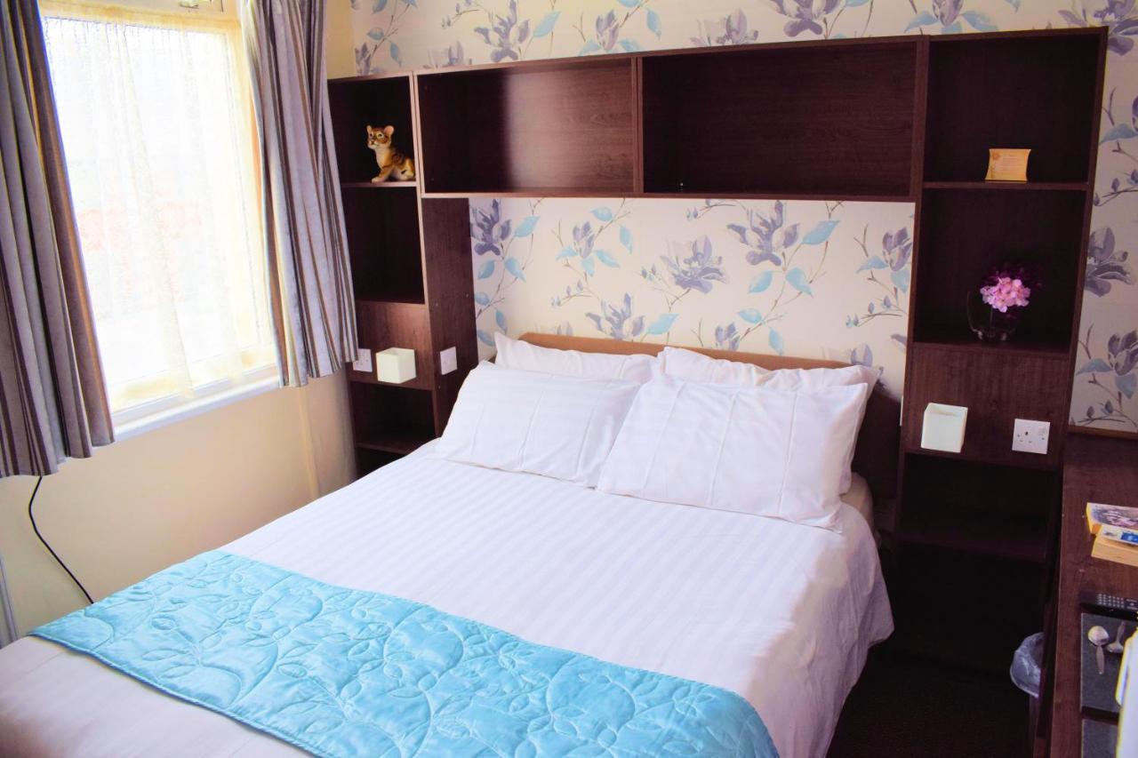 The Clarendon Hotel Blackpool Ngoại thất bức ảnh